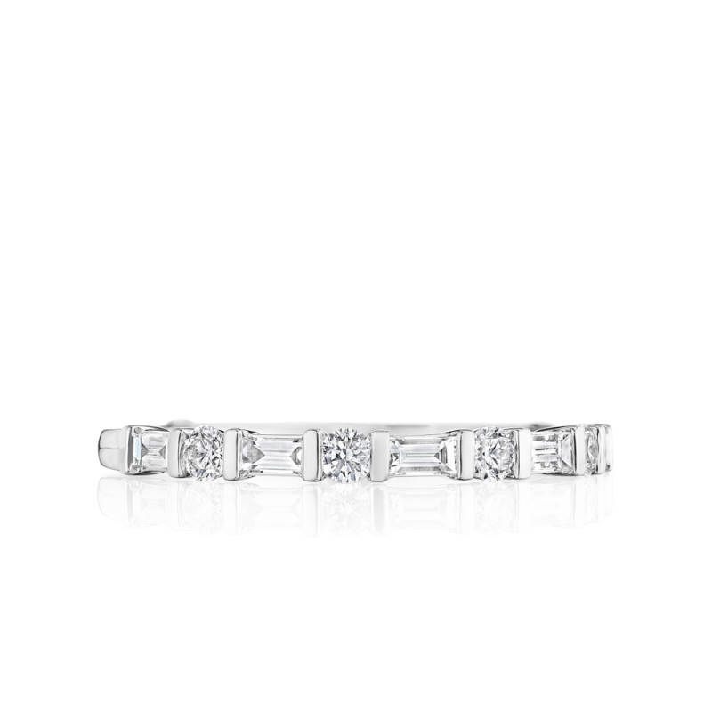 Round and Baugette Alternating Diamond band